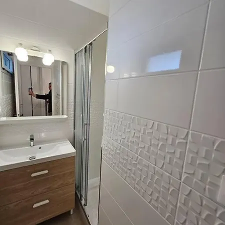 Grande Motte Parking Clim 500m * לה גרנד מוט